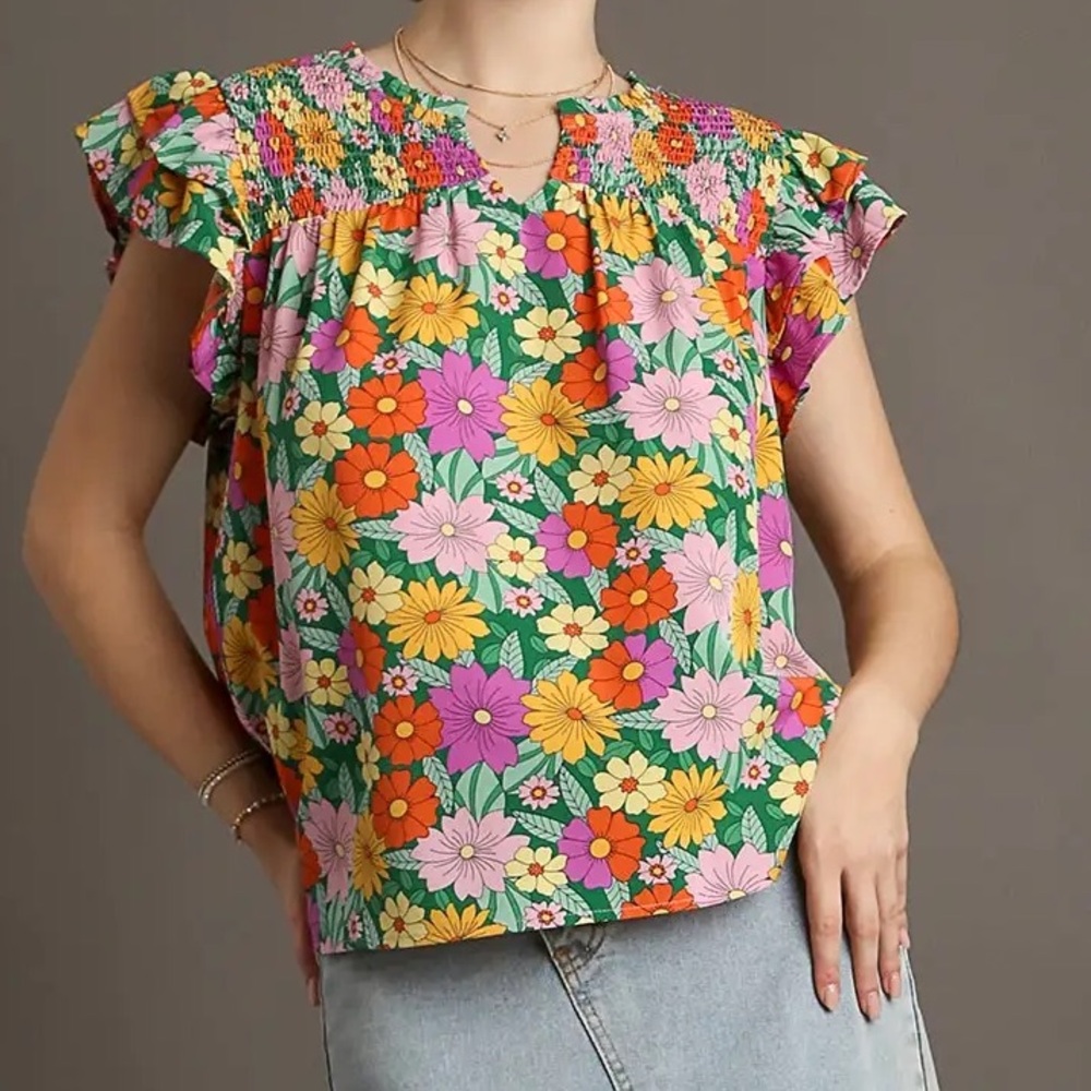 NWT UMGEE Bohemian Floral Pattern Flutter Sleeve Top S M L